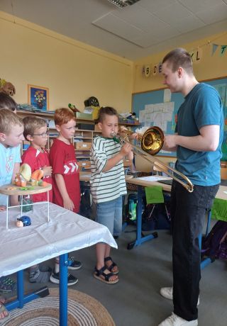 3 Instrument
